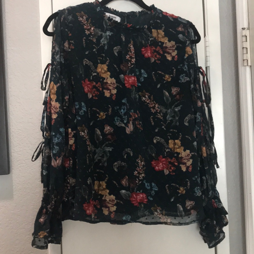 Kensie green floral sheer sleeves with ties